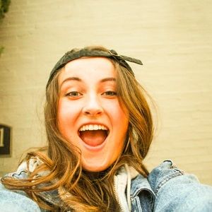 Meet your Posher, Annie